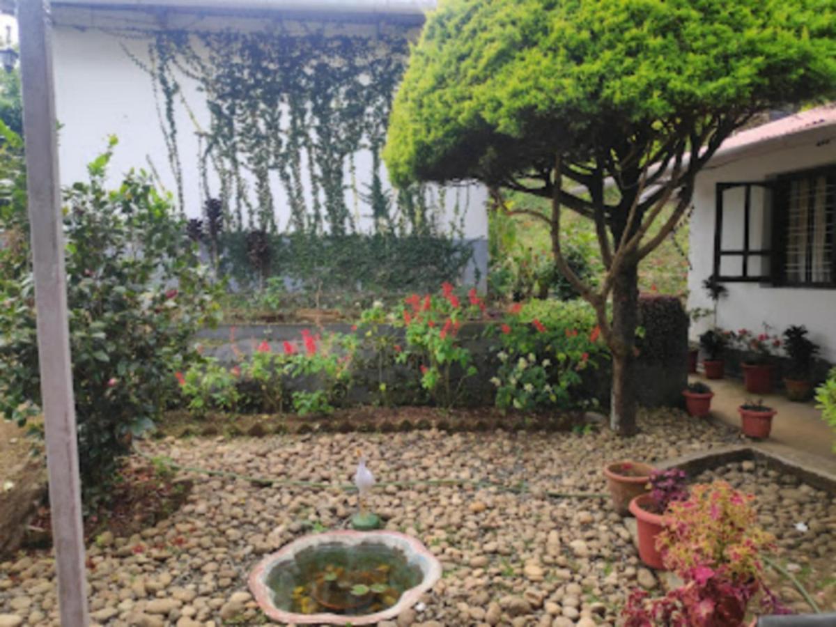 Rheinberg Town Haus Hotel Munnar Bagian luar foto
