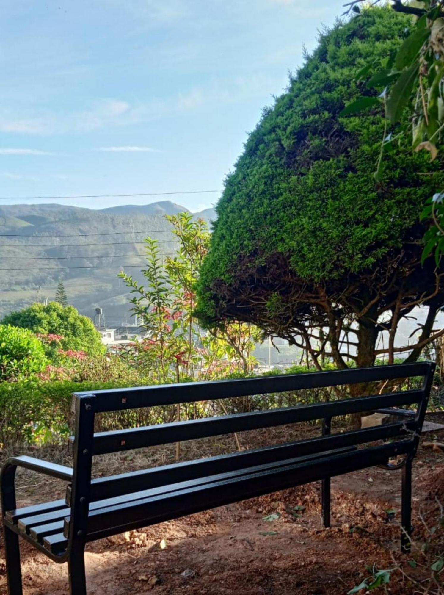 Rheinberg Town Haus Hotel Munnar Bagian luar foto