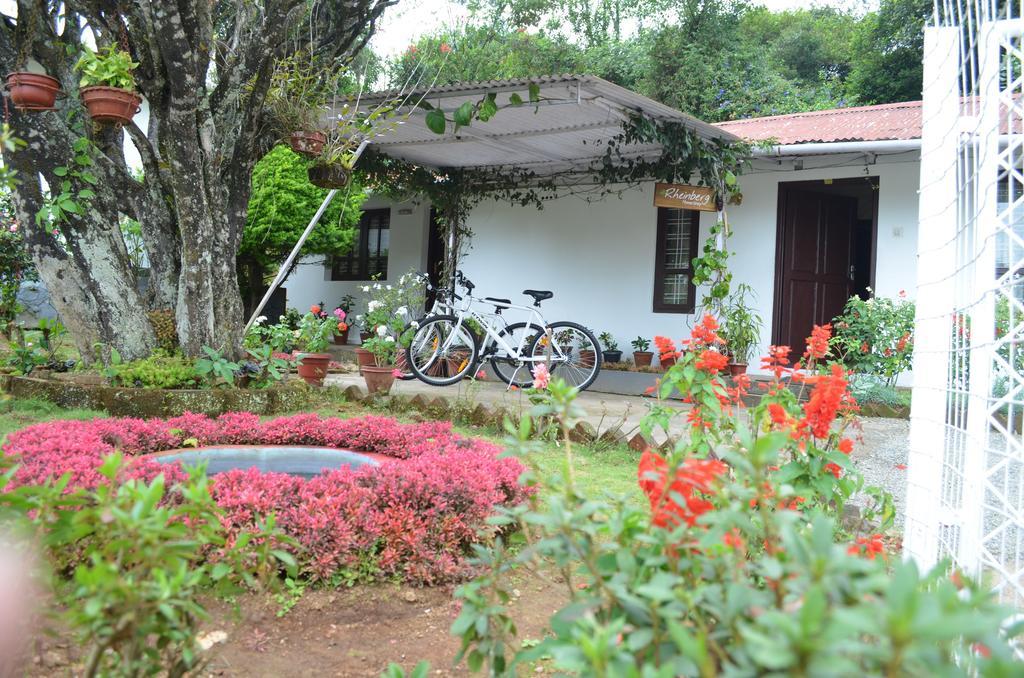 Rheinberg Town Haus Hotel Munnar Bagian luar foto