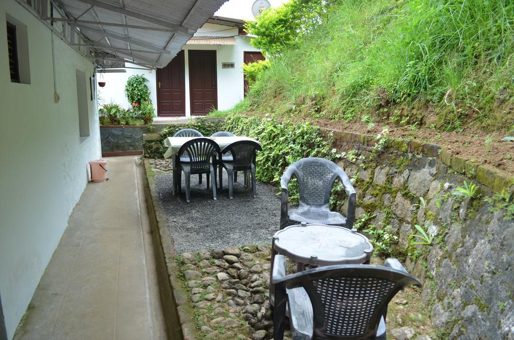 Rheinberg Town Haus Hotel Munnar Bagian luar foto