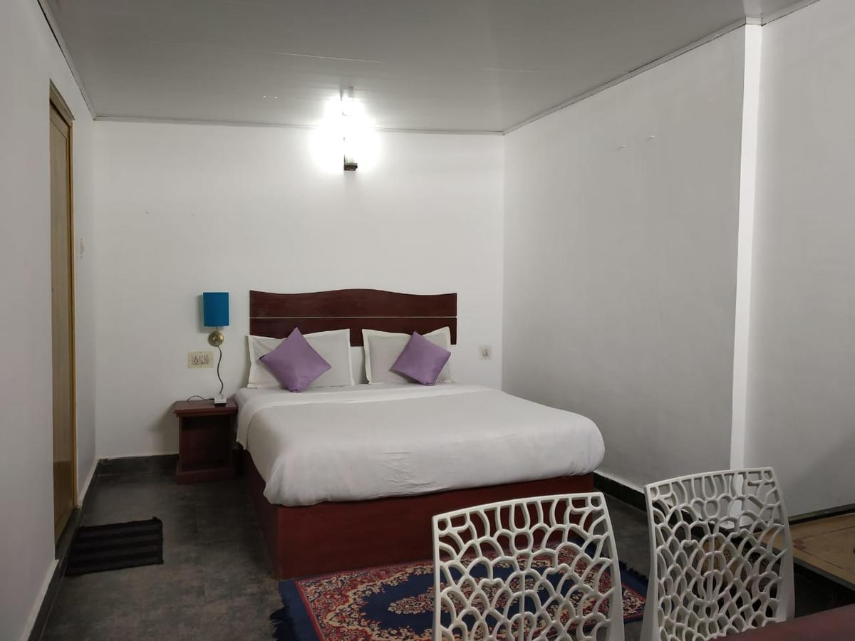 Rheinberg Town Haus Hotel Munnar Bagian luar foto