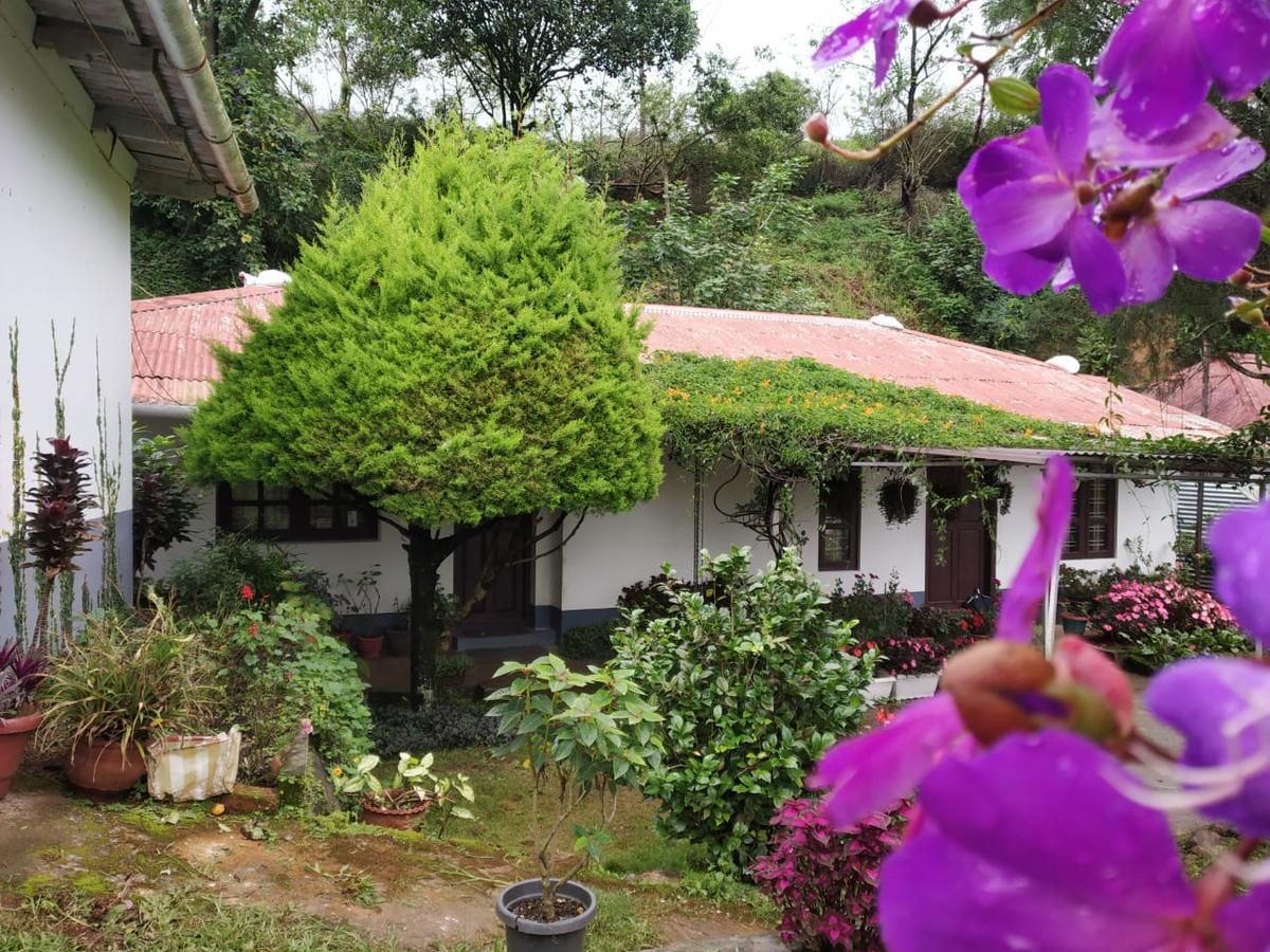 Rheinberg Town Haus Hotel Munnar Bagian luar foto